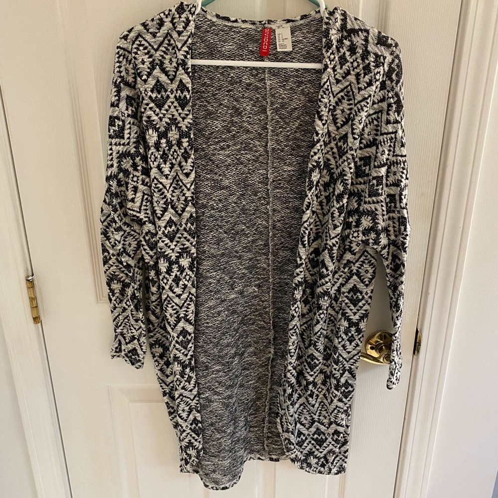 H&M sweater
